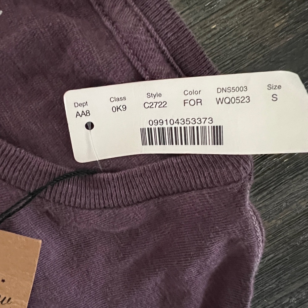 J. Crew NWT brownish purple garment dyed men’s  Short Sleeve Tee SZS - Picture 3 of 7